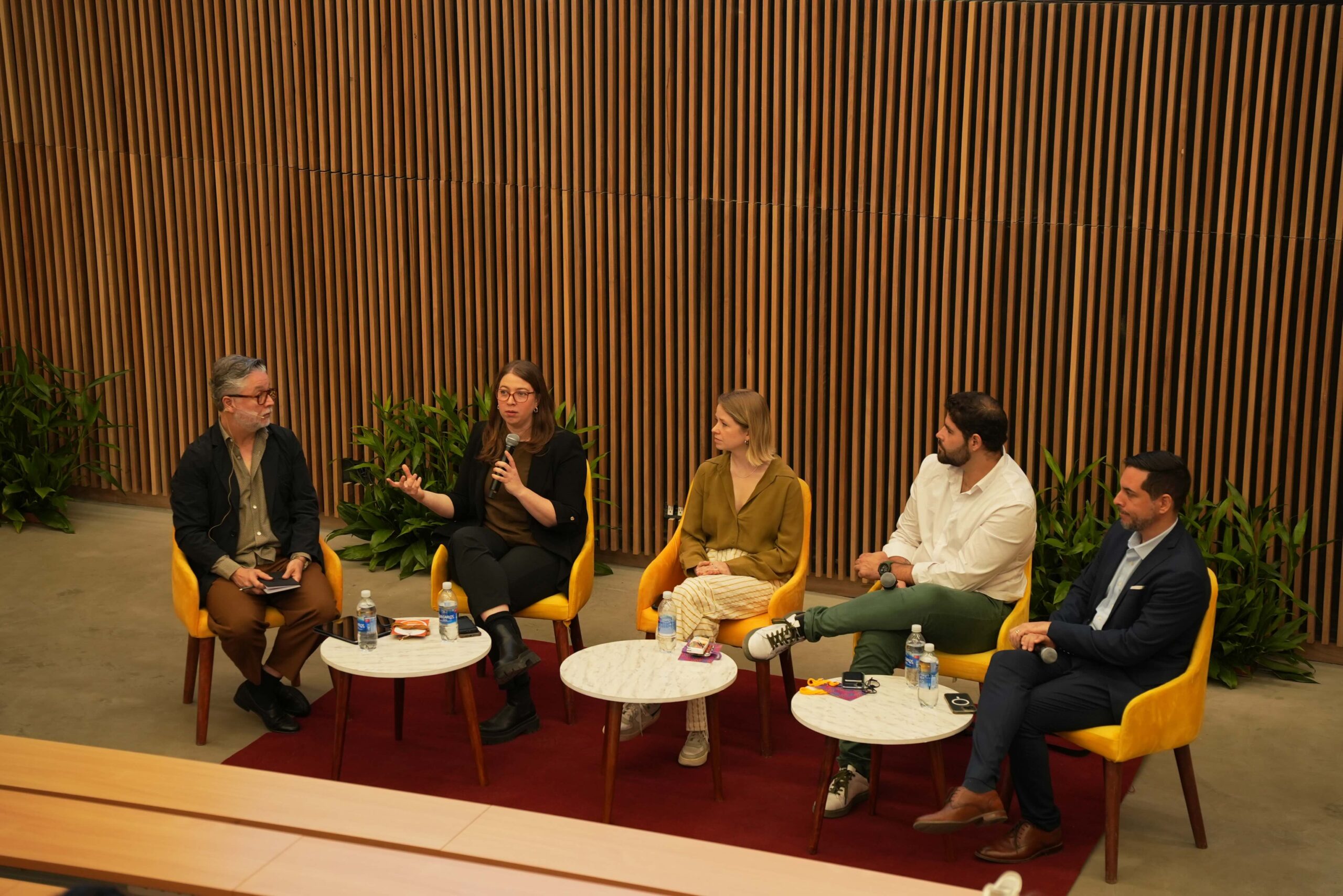 AI panel 3